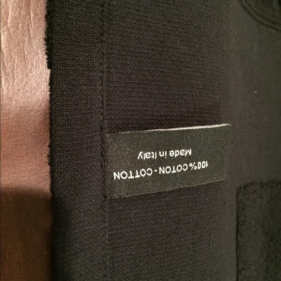 Chanel towel - Picture 3 of 6